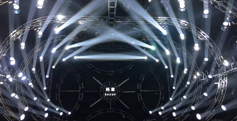尊龙凯时人生就是搏舞台灯光工厂百万级工程演示展厅正式启用